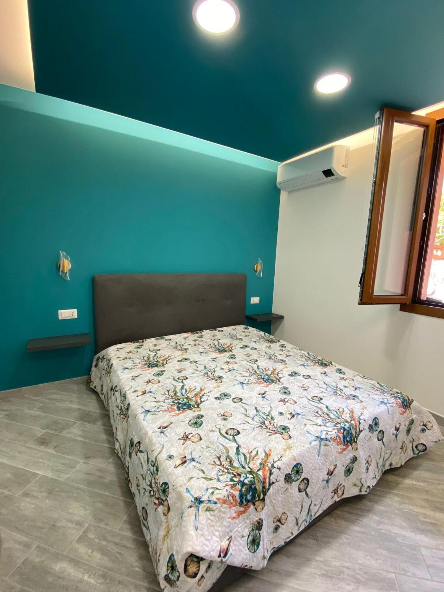 Suite Guesthouse A Pochi Passi Dal Mare Sassari Exteriör bild