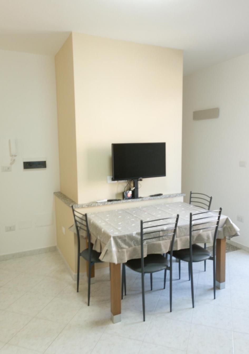 Suite Guesthouse A Pochi Passi Dal Mare Sassari Exteriör bild